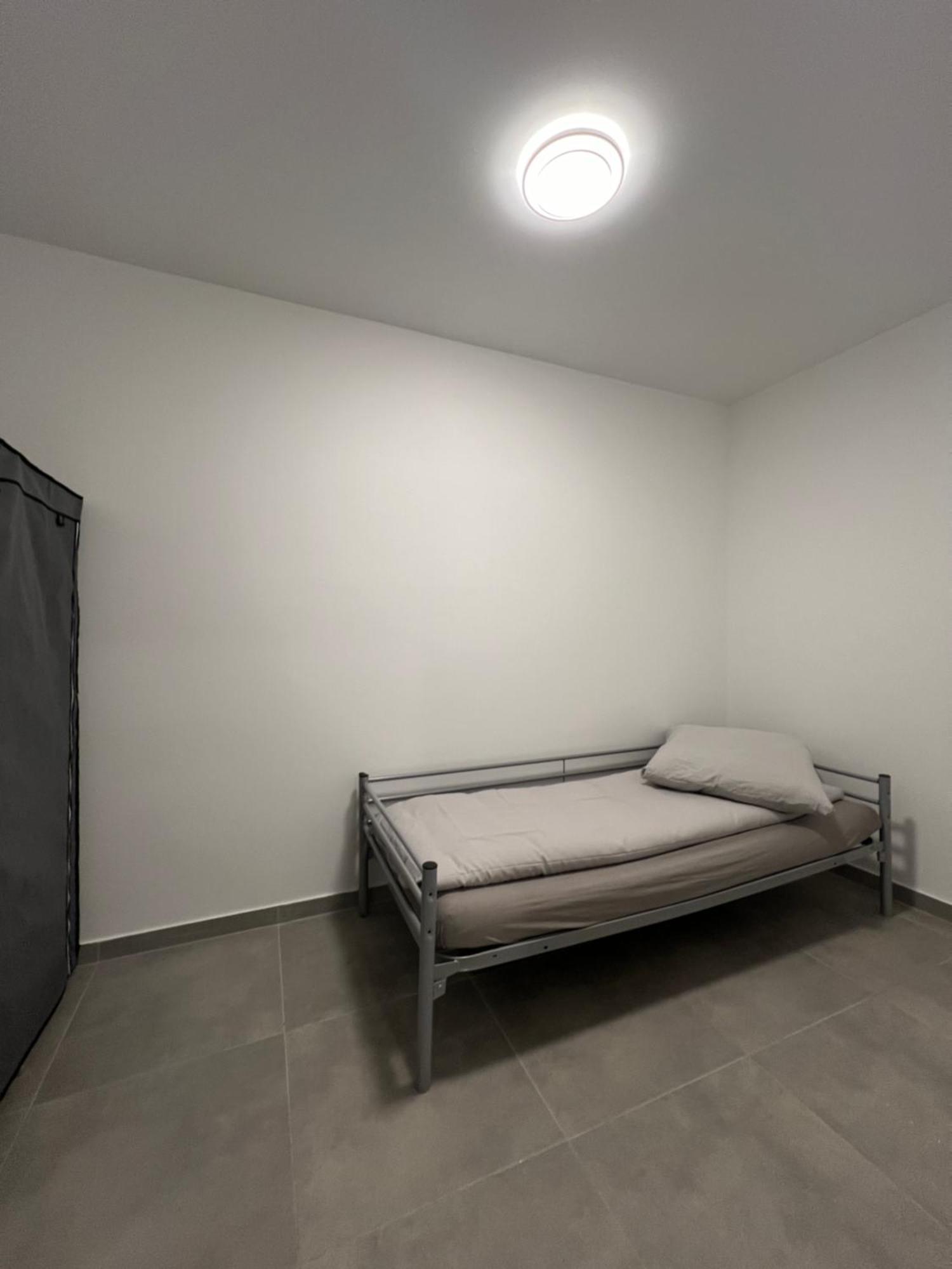 Mieterlux Frankfurt Heusenstamm Hotell Rum bild